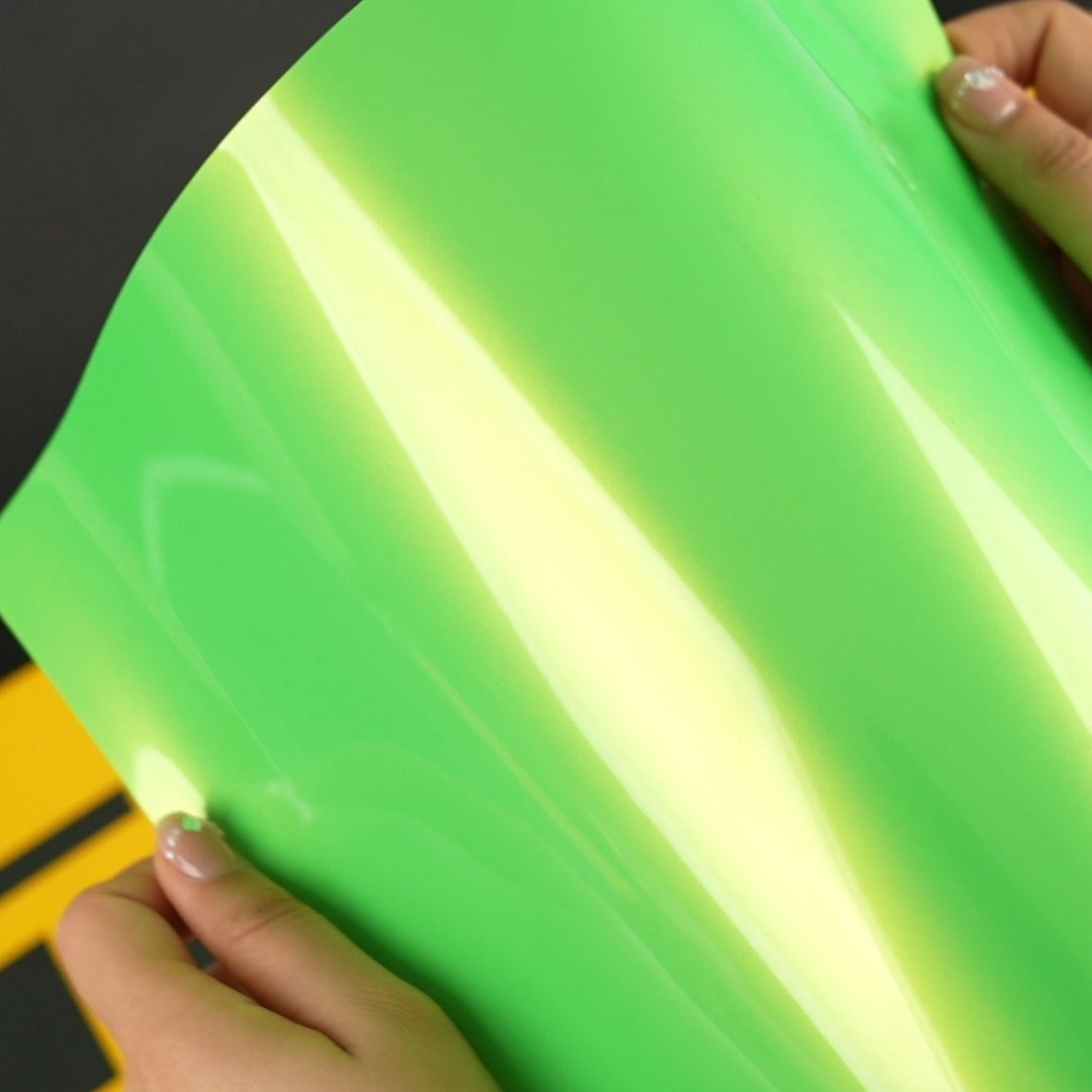 TeckWrap A4 Samples / GREEN VINYL WRAP - Samples