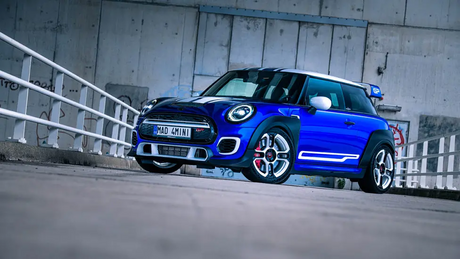 Customized MINI GP by Beek Auto Racing Pushes Boundaries | TeckWrap