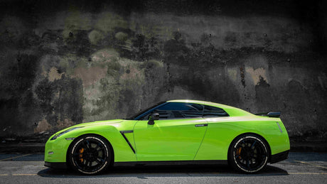 Fix safely: Don’t push the bubble on vinyl film right away | TeckWrap