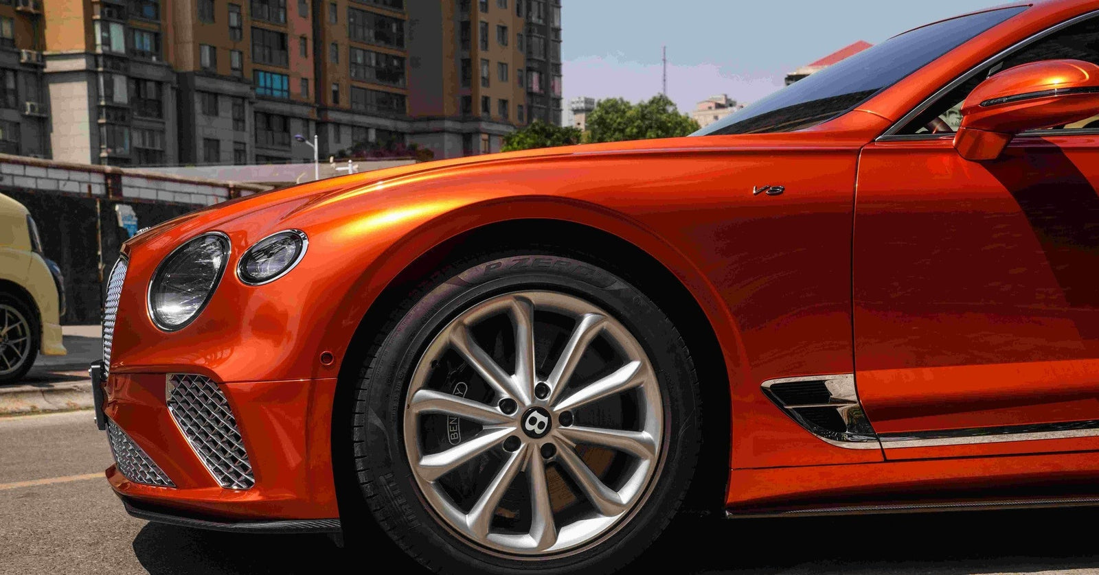 No stress vinyl install: Front fender wrapped in calendar film | TeckWrap