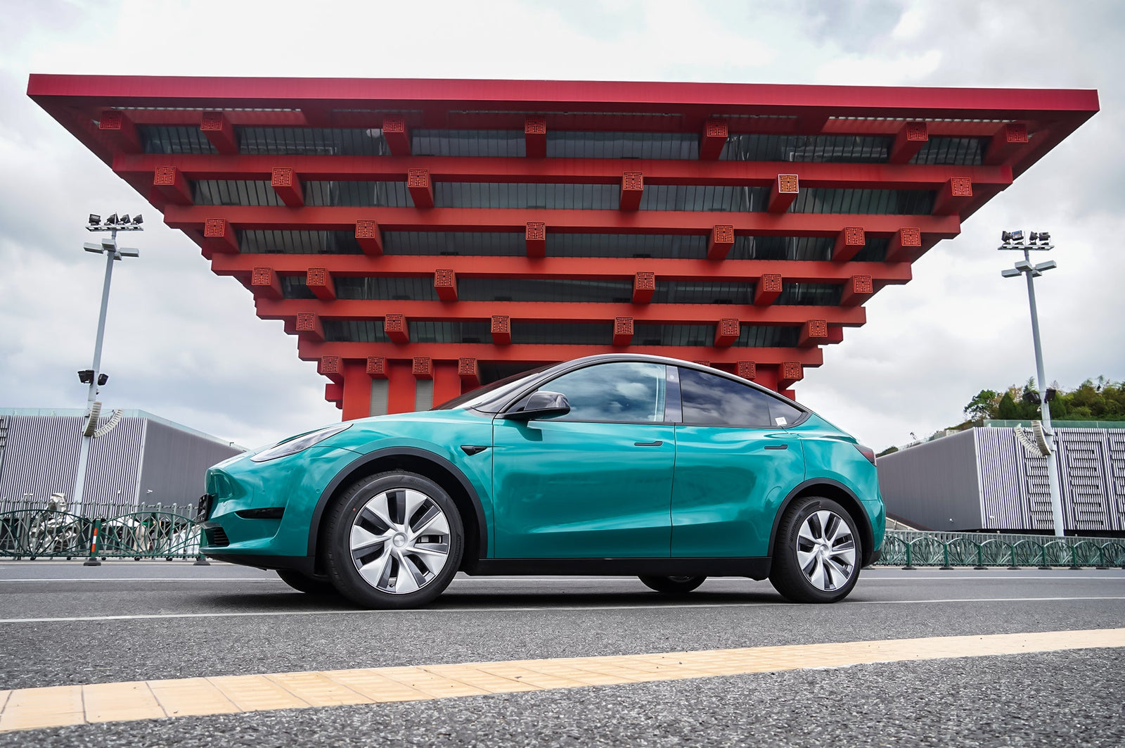 Key fact about gloss car wrap | TeckWrap