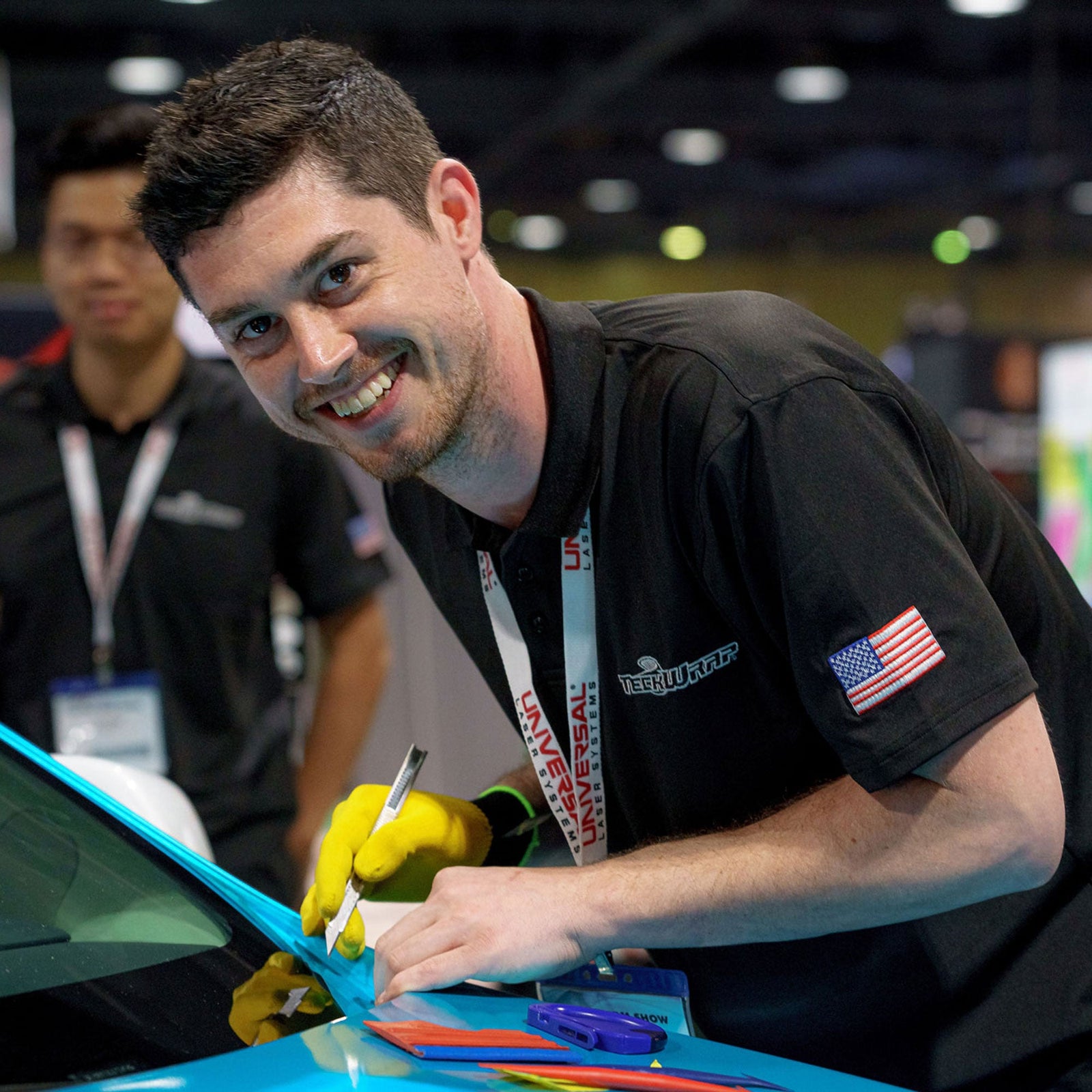 How to Fix Wrinkles on Vehicle Wrap Film When You Have to Pick the Panel Up