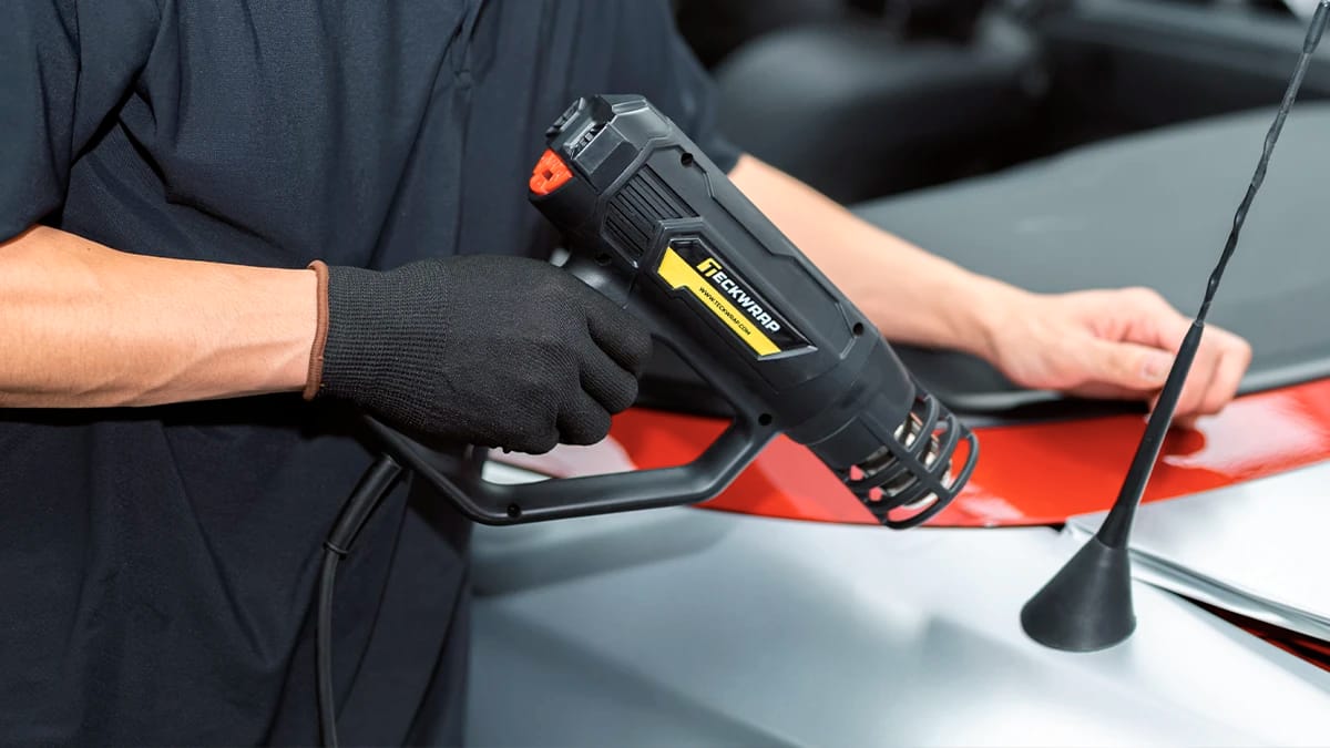 How to Clean Up a Heat Gun