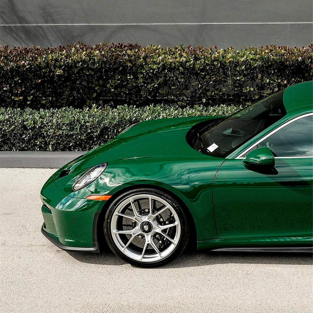 High Gloss Amphibian Green Vinyl Wrap (CG32-HD)