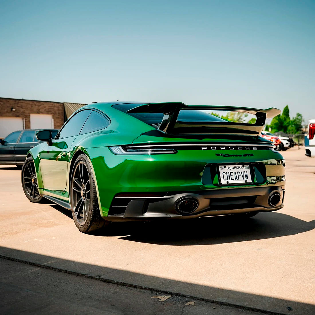 High Gloss Amphibian Green Vinyl Wrap (CG32-HD)