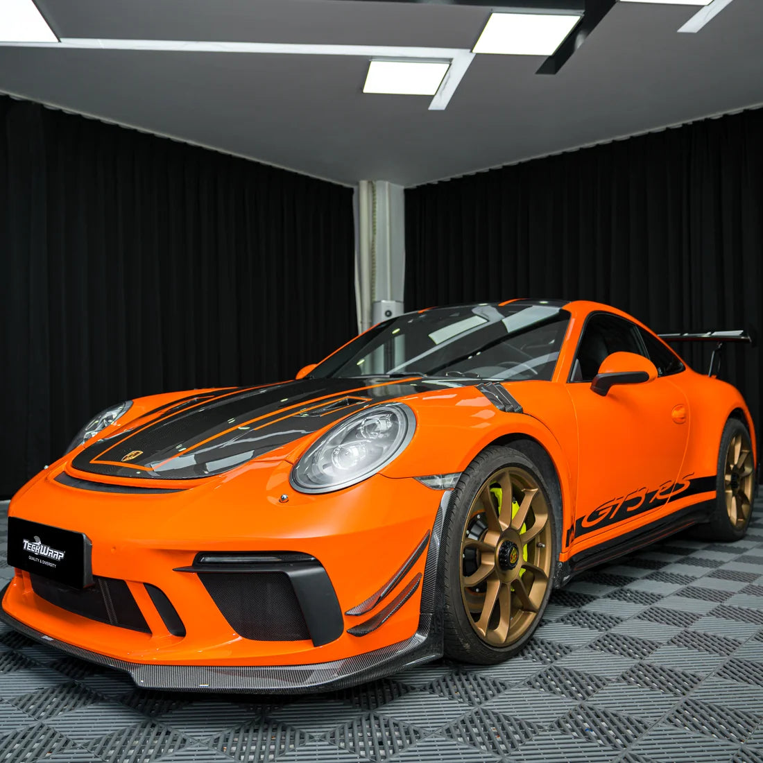 High Gloss Tangerine Orange Vinyl Wrap (CG40-HD)