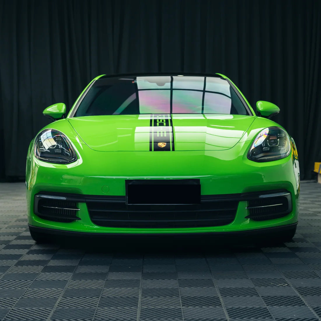 High Gloss Gecko Green Vinyl Wrap (CG41-HD)