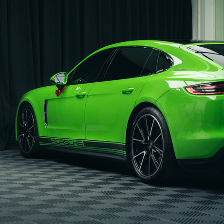 High Gloss Gecko Green Vinyl Wrap (CG41-HD)