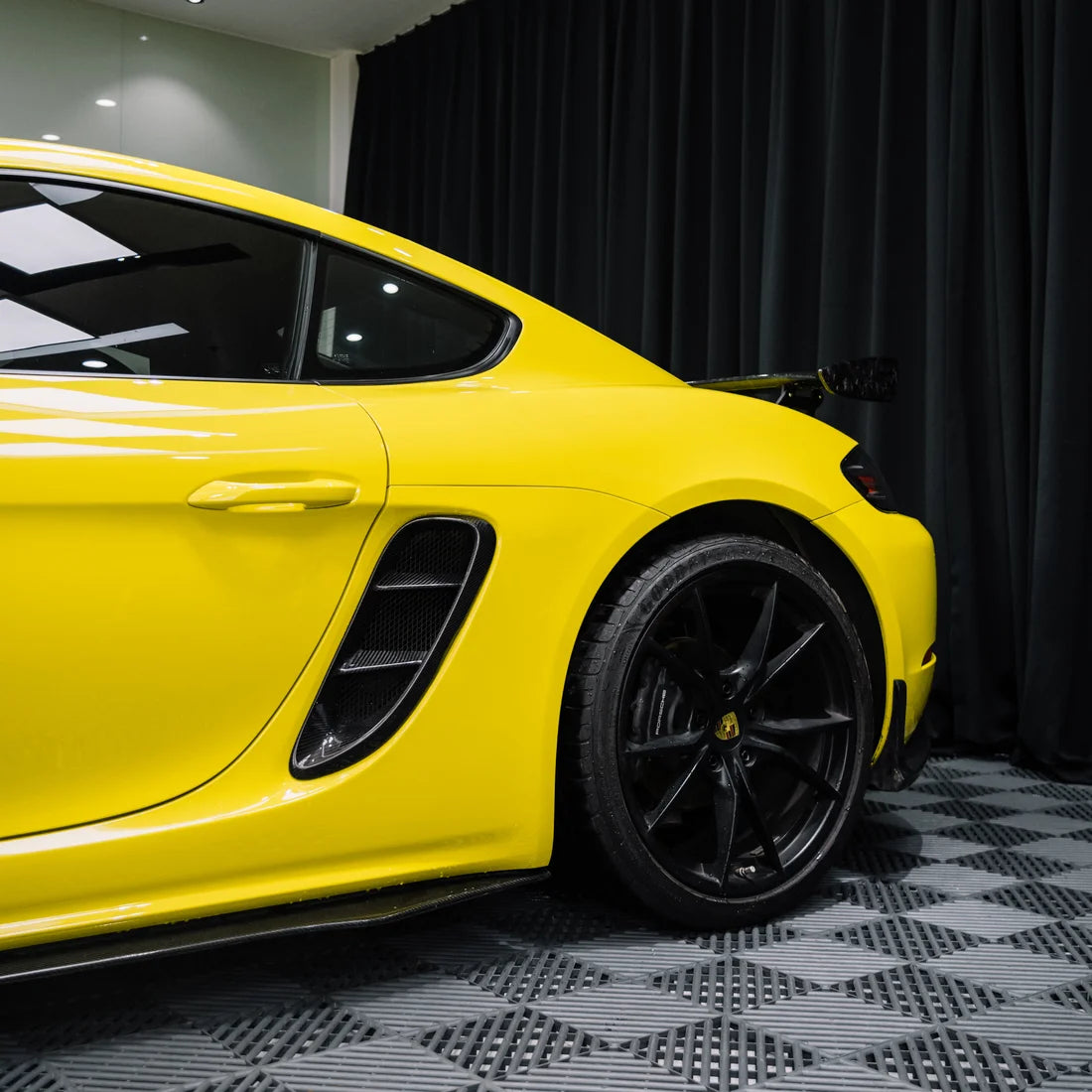 High Gloss Louvre Yellow Vinyl Wrap (CG43-HD)