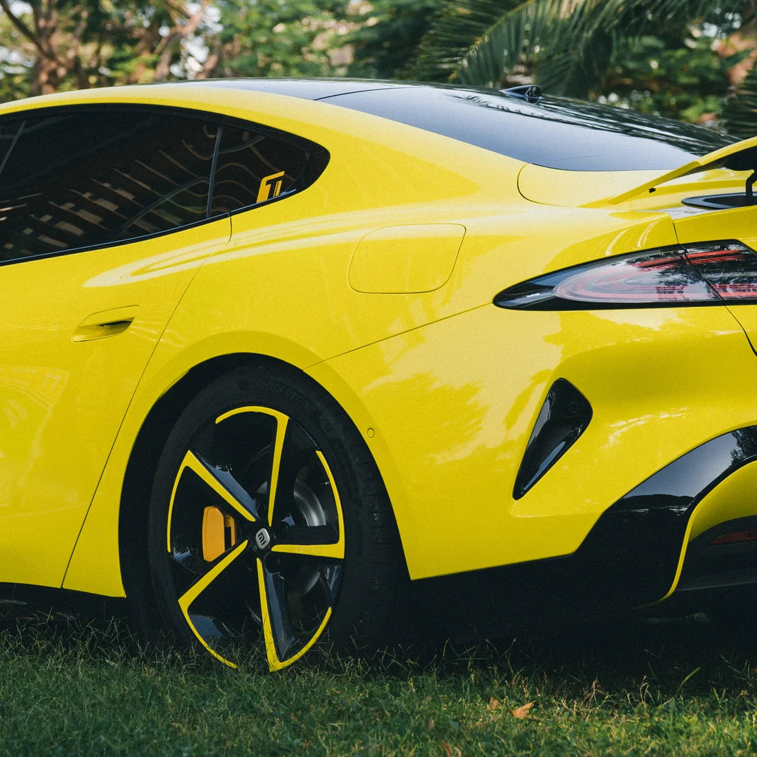 High Gloss Louvre Yellow Vinyl Wrap (CG43-HD)