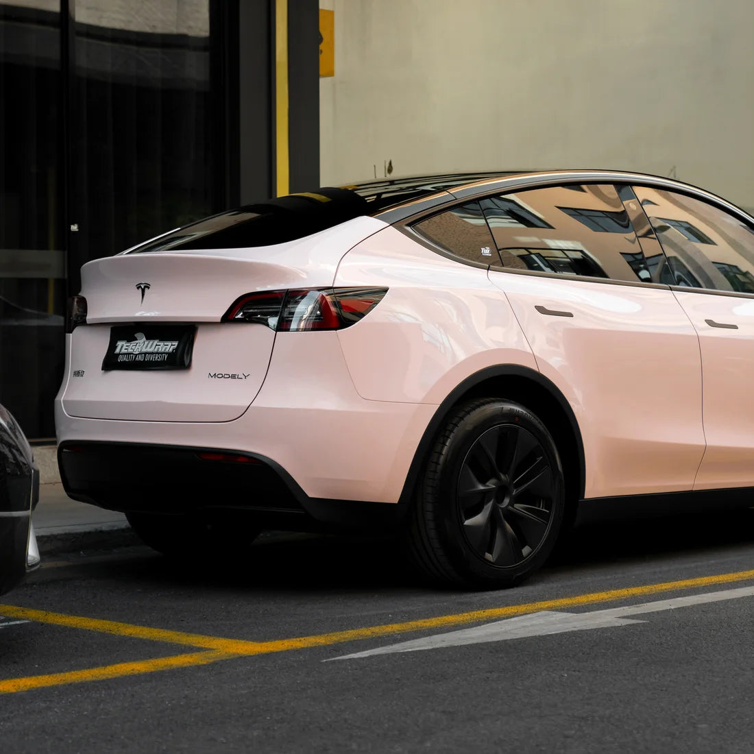 High Gloss Strawberry Milk Vinyl Wrap (CG50-HD)