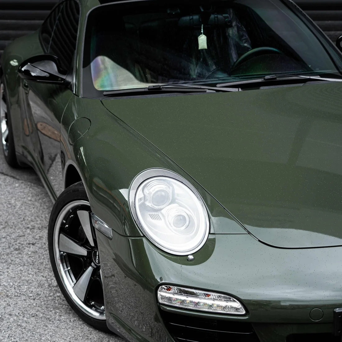 High Gloss Camouflage Green Vinyl Wrap (CG51-HD)