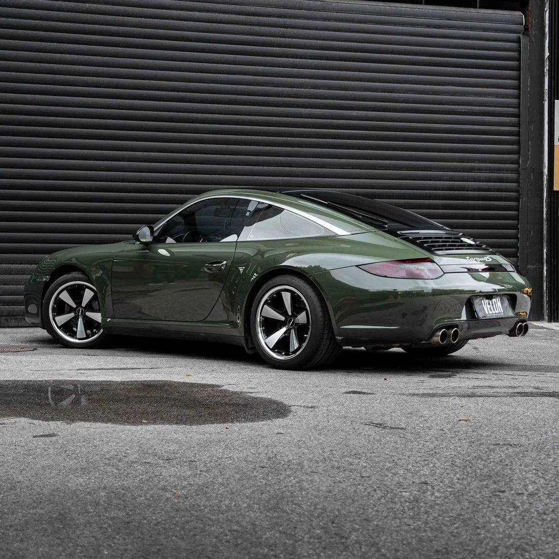 High Gloss Camouflage Green Vinyl Wrap (CG51-HD)