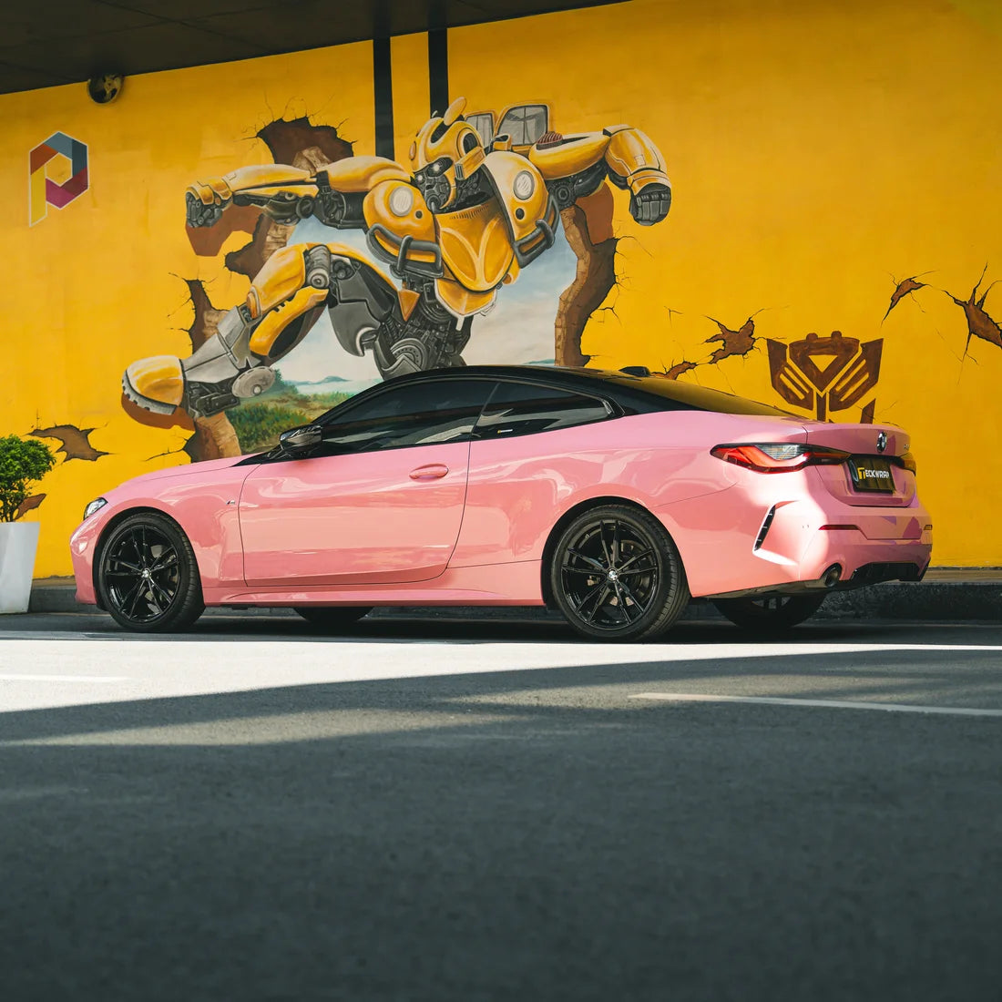 High Gloss Flamingo Pink Vinyl Wrap (CG56-HD)