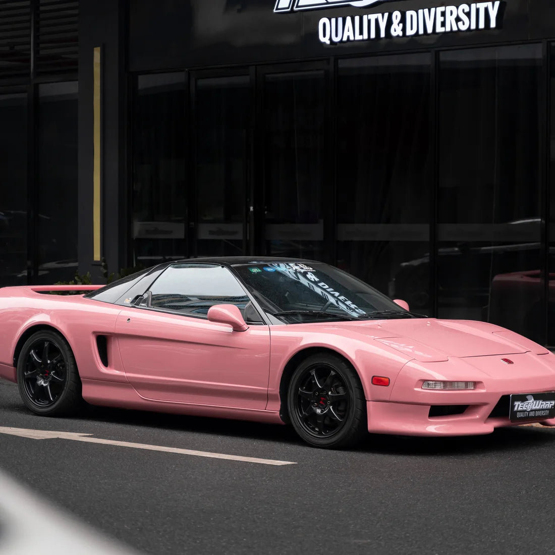 High Gloss Flamingo Pink Vinyl Wrap (CG56-HD)