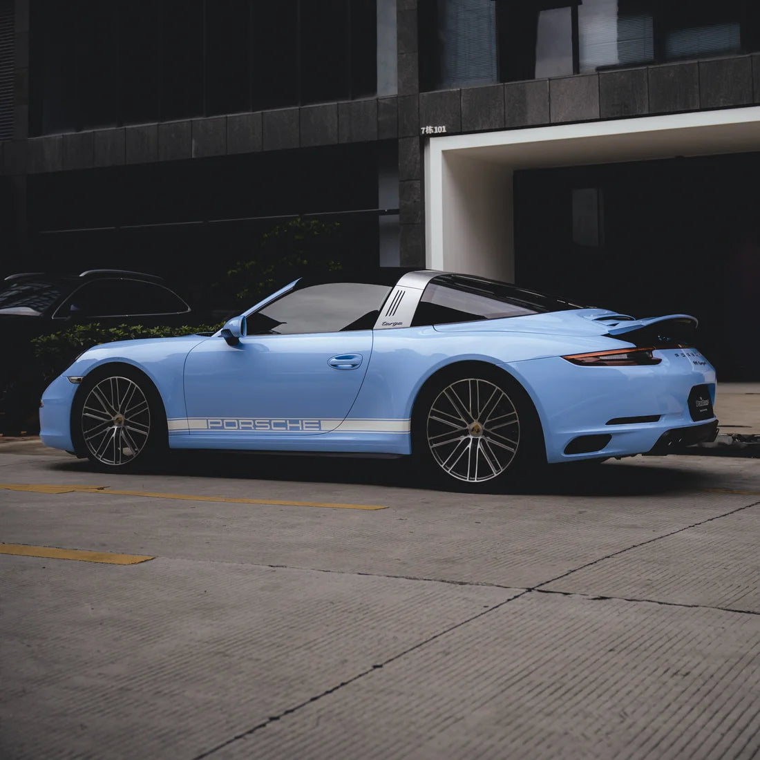 High Gloss Baby Blue Vinyl Wrap (CG58-HD)