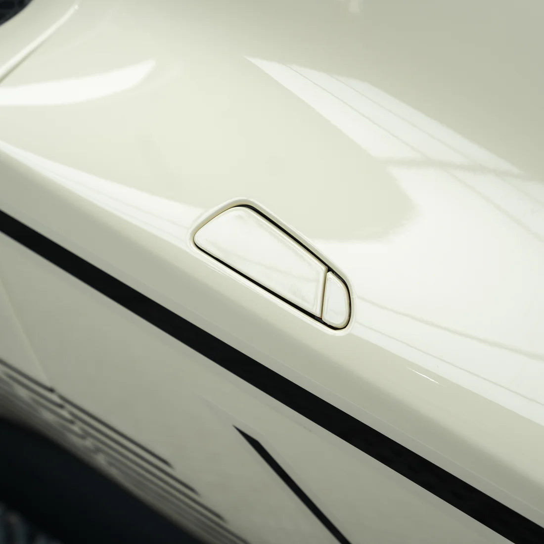 High Gloss Vanilla Mist Vinyl Wrap (CG60-HD)