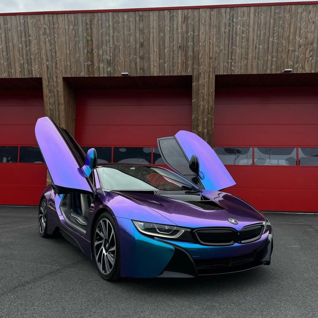 Color Shift Purple Blue Vinyl Wrap – Teckwrap International Color Shift Purple Blue Vinyl Wrap – Teckwrap International