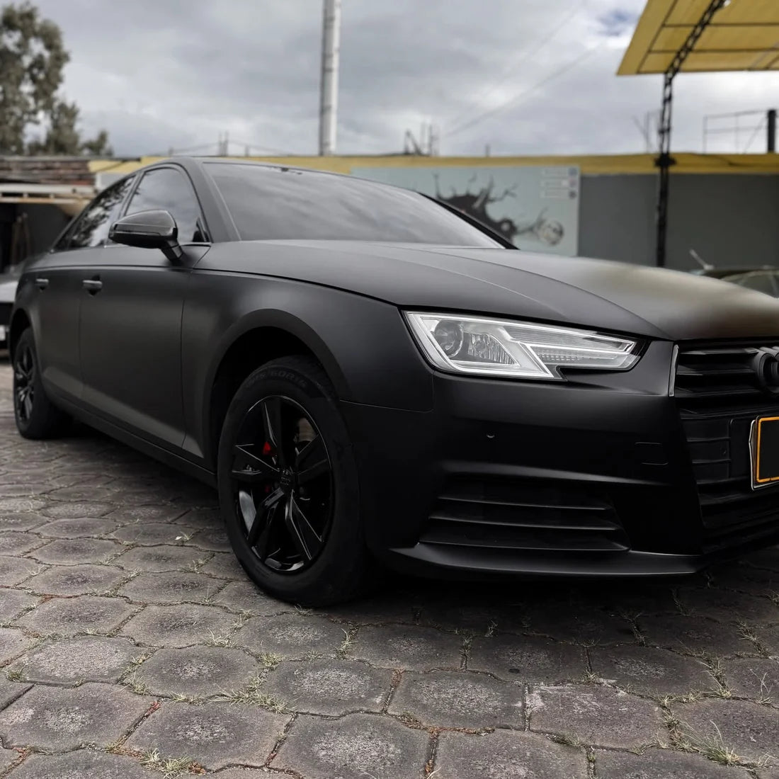 Matte Black Vinyl Wrap (CM01M)