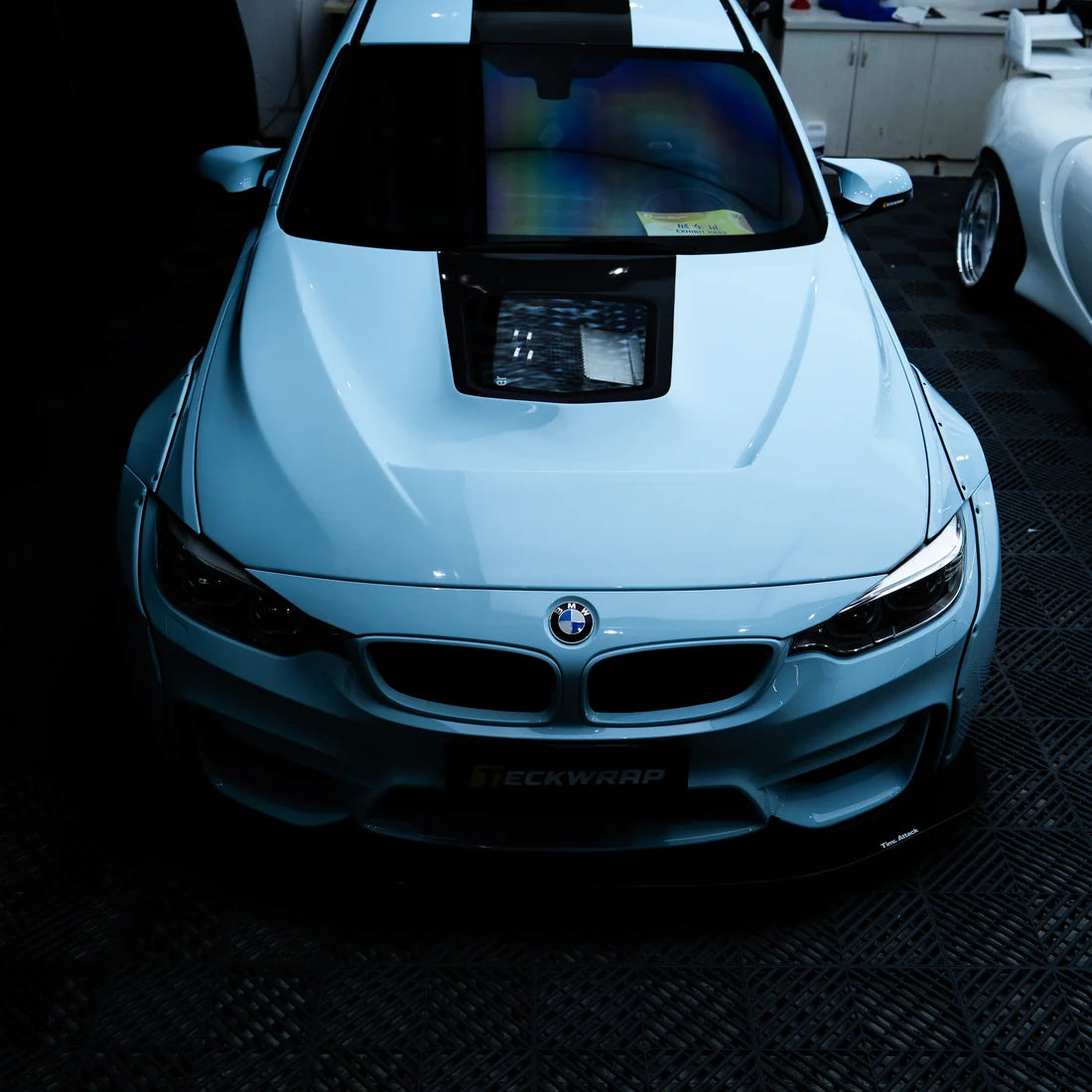 Gloss Mint Blue Color PPF (CPX305)