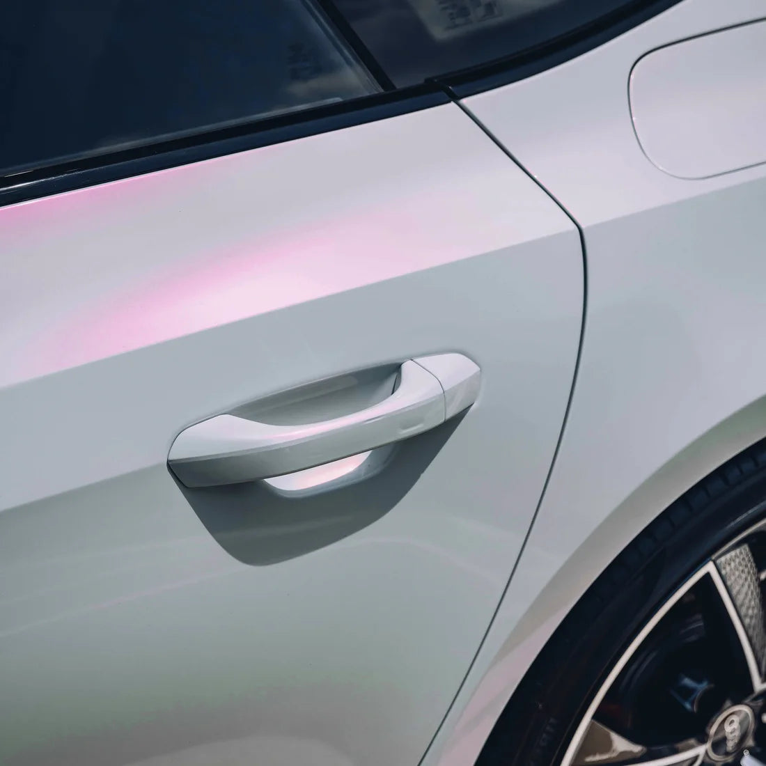 Pearl Sakura White Color PPF, glänzend (CPX404)