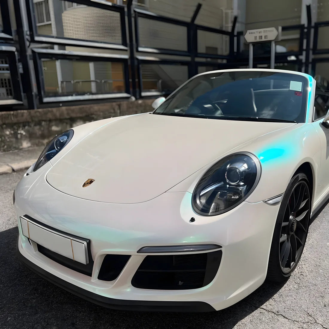 Aurora White Color-Shift-Autofolie (DCH02-HD)