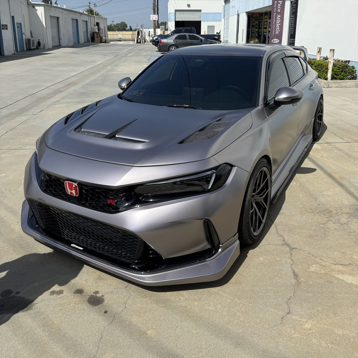 TeckWrap Satin Gunsmoke Grey vinyl wrap (ECH02) on a Honda Civic Type R, front three-quarter view