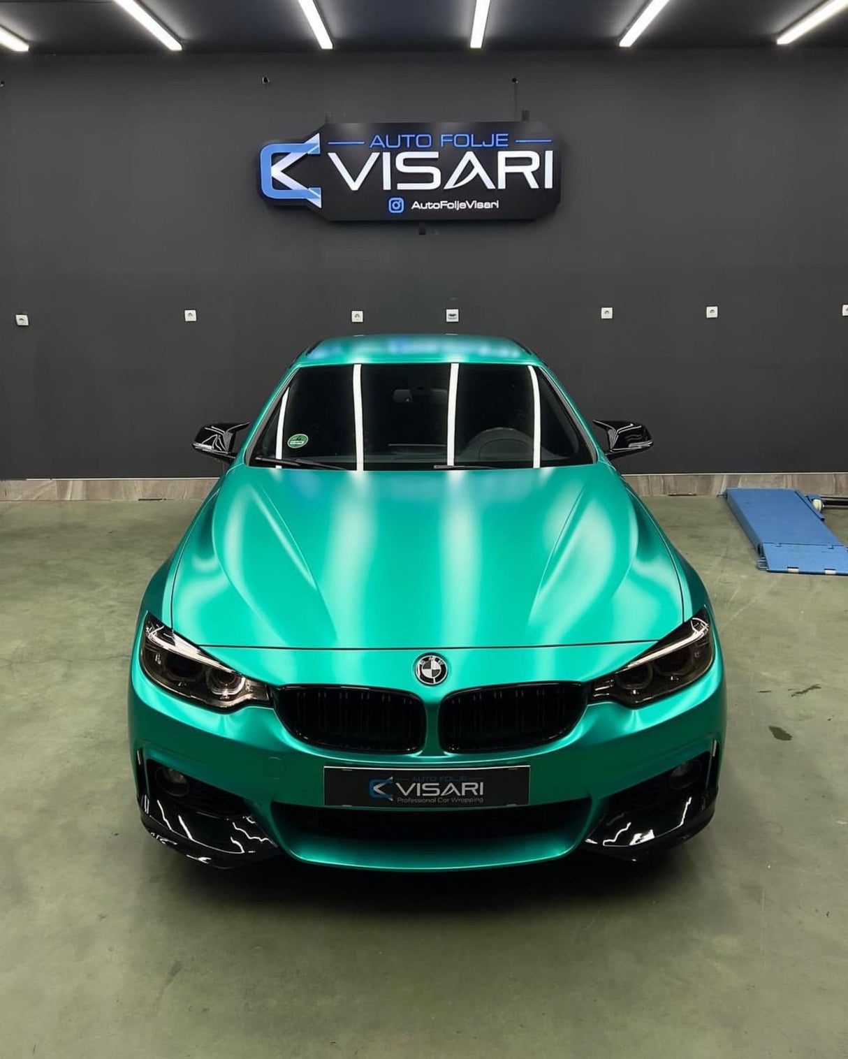 Emerald Green (VCH405-S) Vinyl Wrap - High Quality Car Wraps, vinyl wraps, supper matte & high-gloss colors - Teckwrap